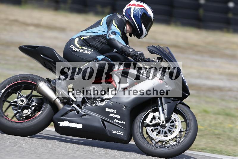 /37 09.08.2026  Pluess Motosport ADR/Einsteiger/183